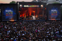 MARTIN SOLVEIG et MAROON 5 à Bordeaux