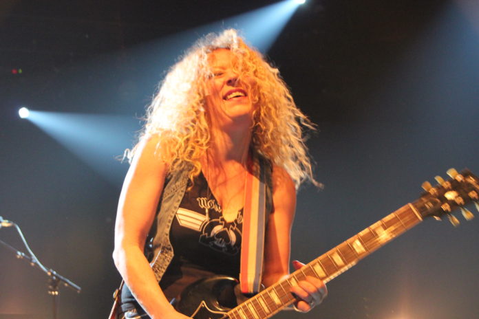 La tornade Nashville Pussy au 106 de Rouen...