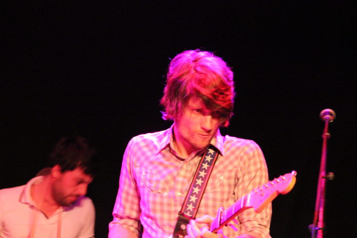 La plaisante pop rock des Ladylike Dragons et des Meltones au Barasca de Beauvais...