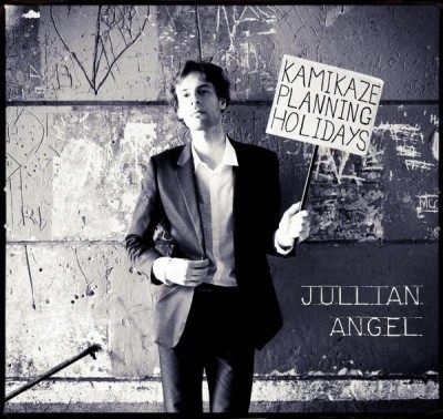 Jullian Angel, "Saved By The Monster" (clip + single Bandcamp)