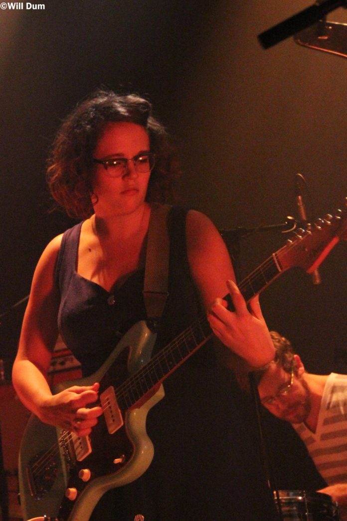 Prestation brute et racée de Sallie Ford & the Sound Outside à l'Ouvre-Boite de Beauvais...