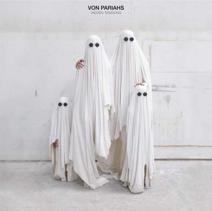 Von Pariahs - Hidden tensions