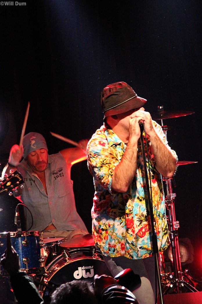 Mémorable concert-choc du Kollektif AK-47 à la Lune des Pirates...