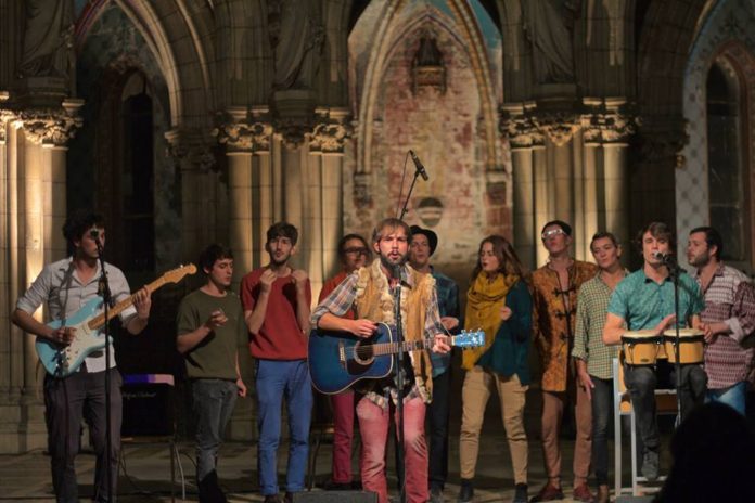 Thomas Skrobek et les Sauvages Colorés en goûter concert au Krakatoa