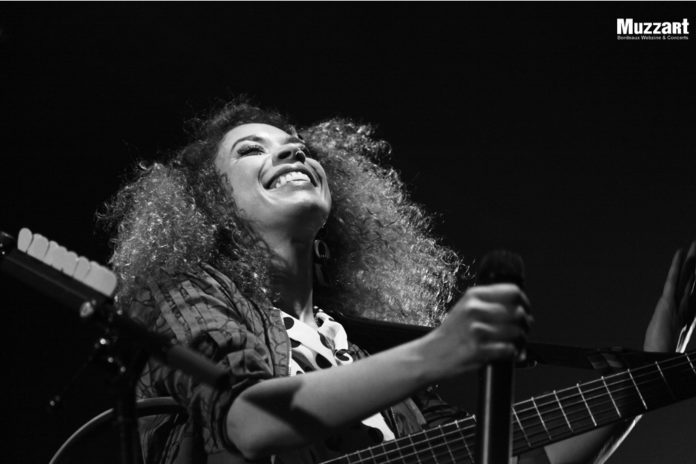 20191122 - Flavia Coelho @ Le Rocher de Palmer (8)