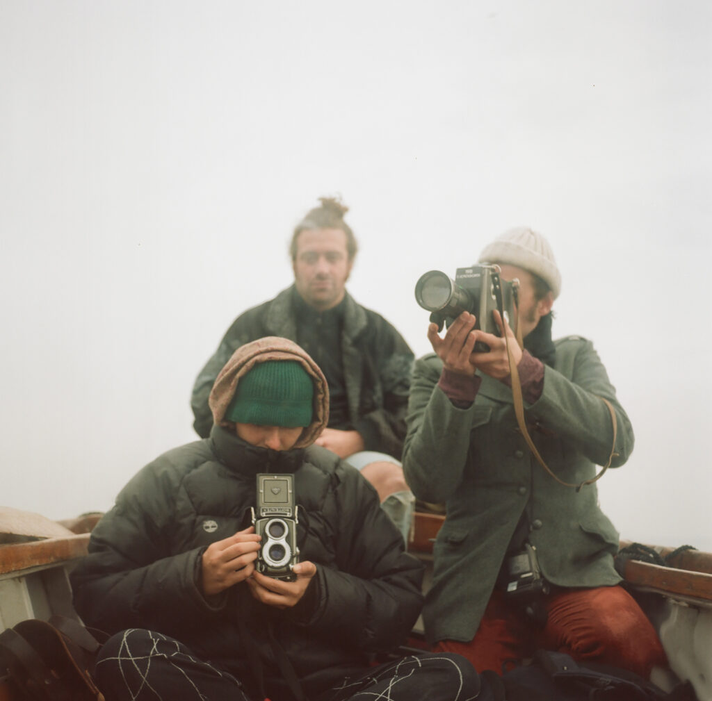 Interview d’Ashinoa, formation lyonnaise à la liberté assumée