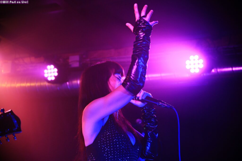 Giclées garage habitées, avec The Darts, sur la péniche Célestine (Amiens-80, 27 mars 2026)